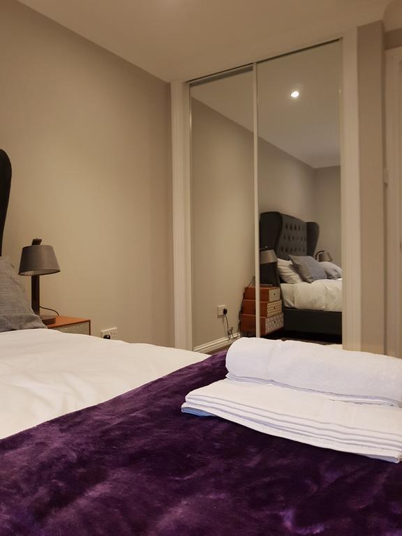 Royal Mile Apartment เอดินบะระ ภายนอก รูปภาพ