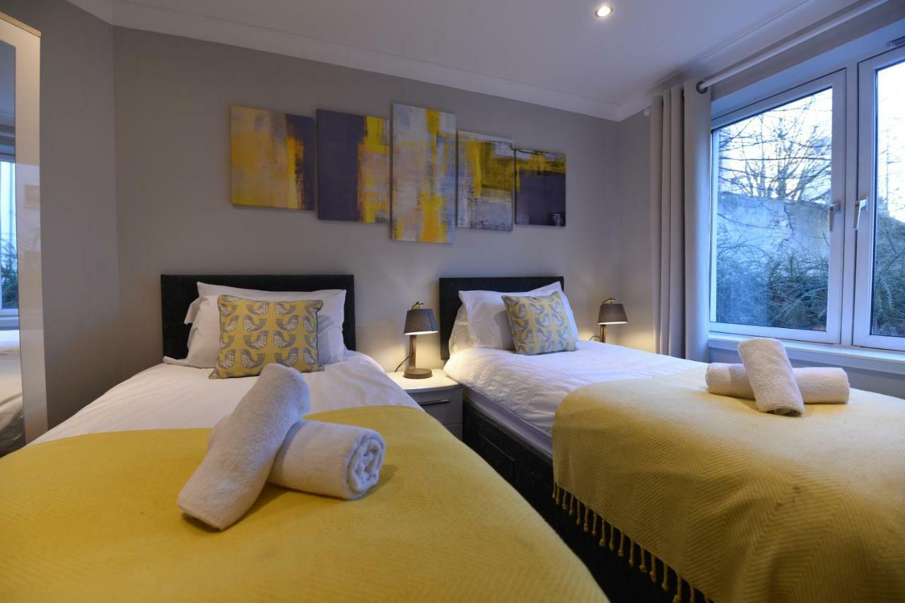 Royal Mile Apartment เอดินบะระ ภายนอก รูปภาพ